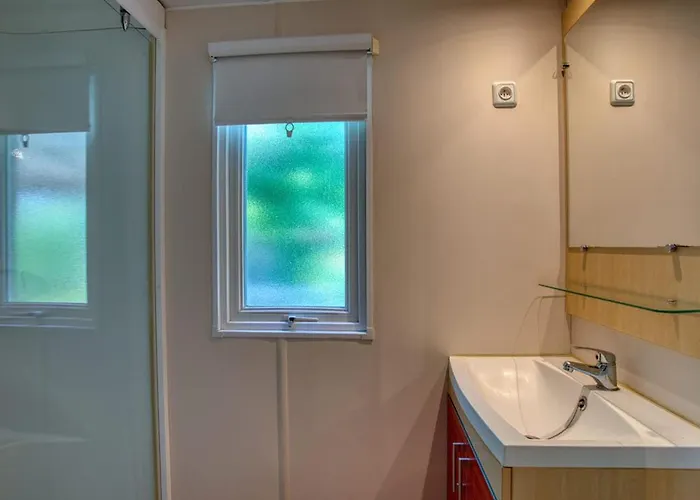 Mobil Confortable Avec Terrasse à - Api-1-52-1172 Camping