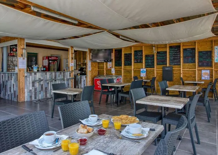 Mobil Confortable Avec Terrasse à - Api-1-52-1172 Camping *